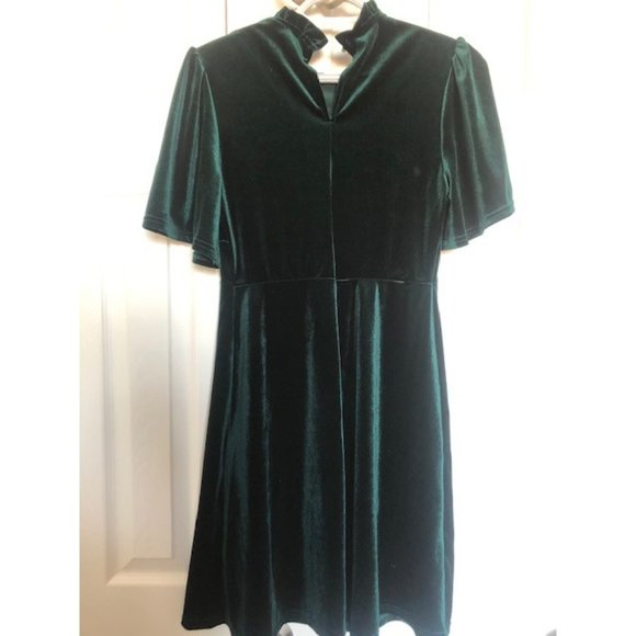 Primark | Velvet Dress - Picture 3 of 7